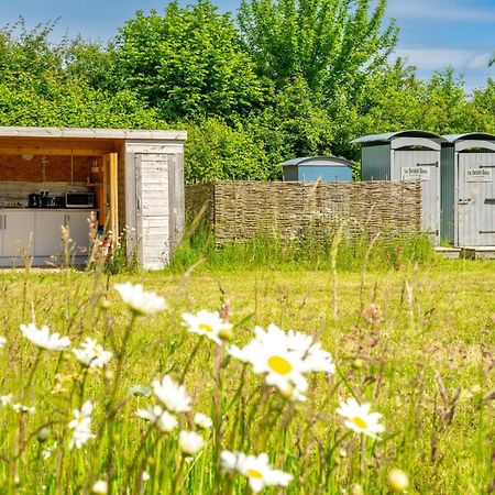 Cowslip At Blancas Bell Tents Villa Ringstead  ภายนอก รูปภาพ