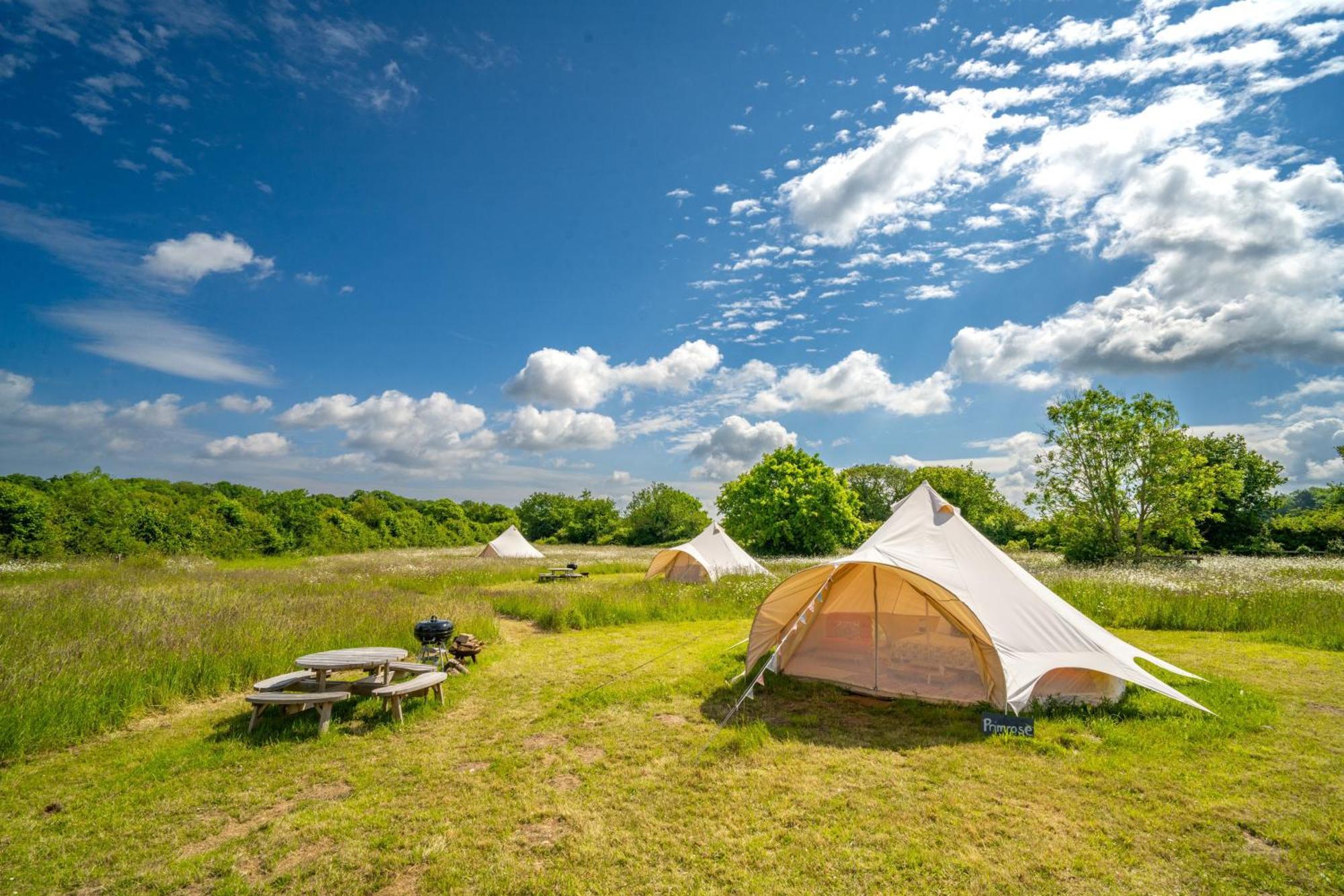 Cowslip At Blancas Bell Tents Villa Ringstead  ภายนอก รูปภาพ