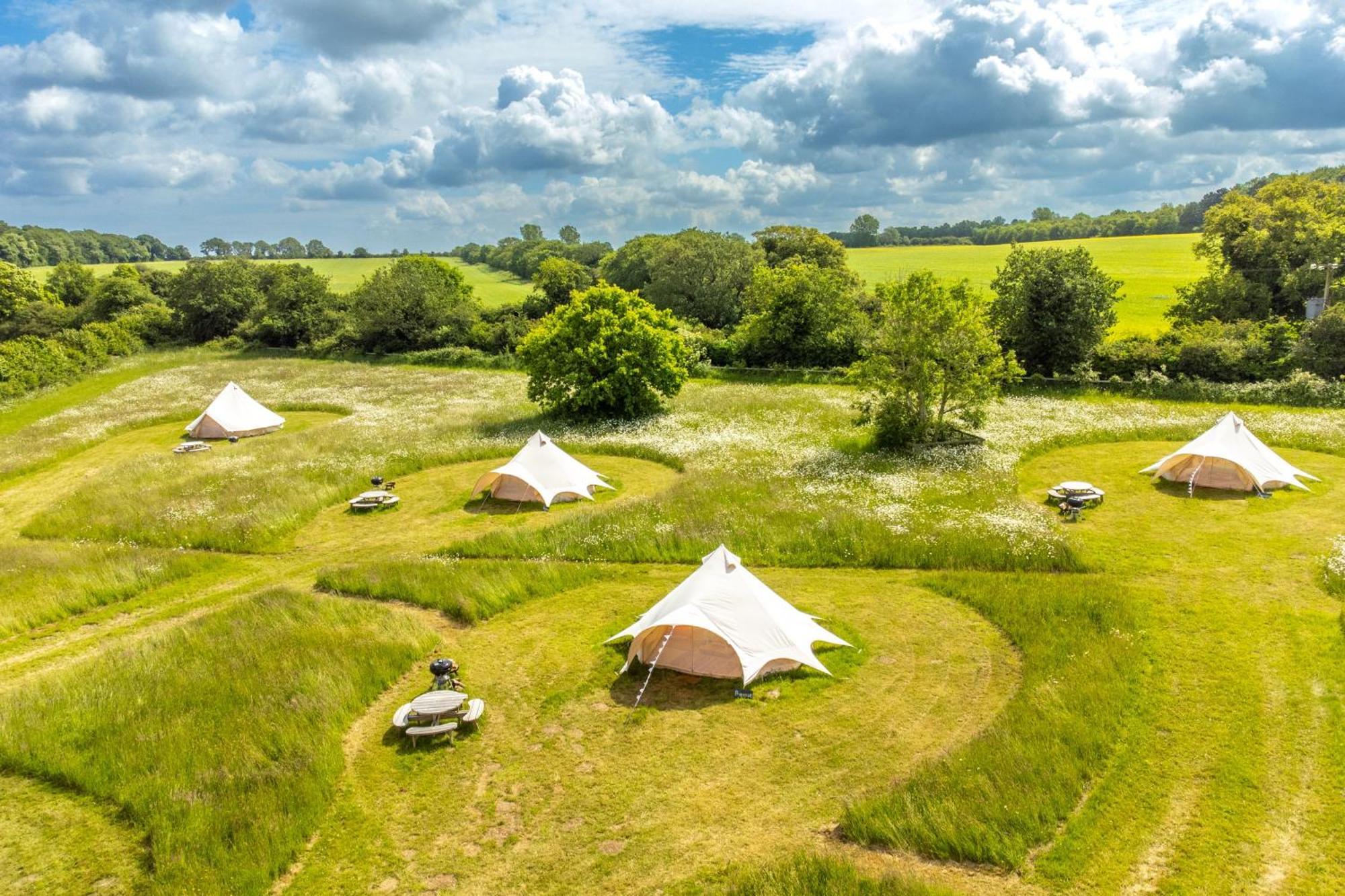 Cowslip At Blancas Bell Tents Villa Ringstead  ภายนอก รูปภาพ